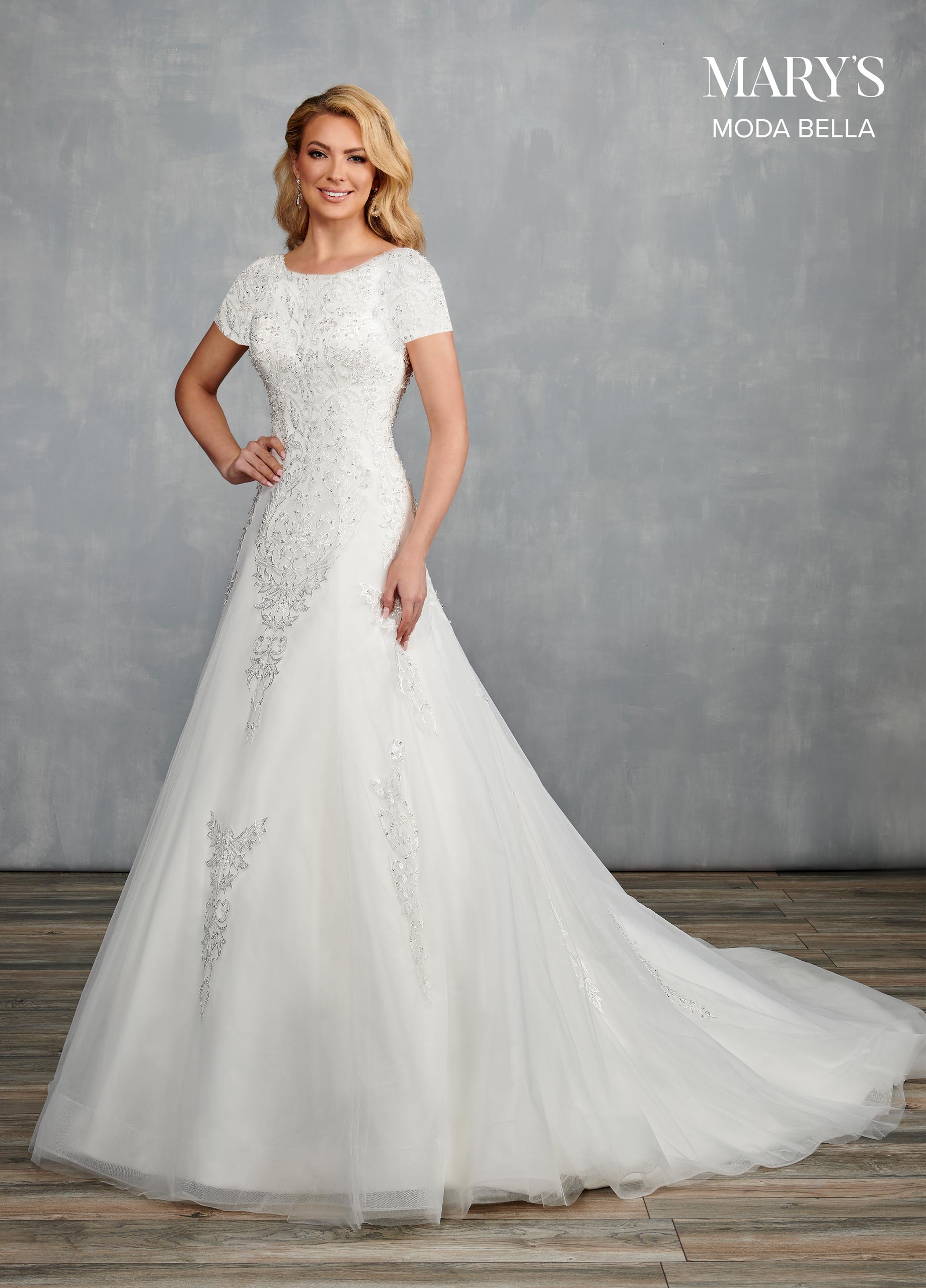 Moda Bella 2102 CJKK Bridal and Quincea eras
