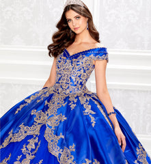 Ariana Vara PR22029
